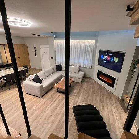 Luxurious Maisonette In ヨアニナ エクステリア 写真